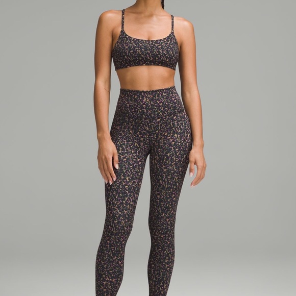 NWT Lululemon wundertrain leggings - Picture 1 of 4